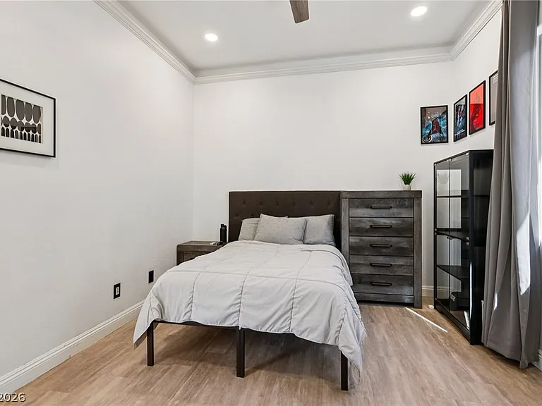 2341 Martinique Ave — Photo 54