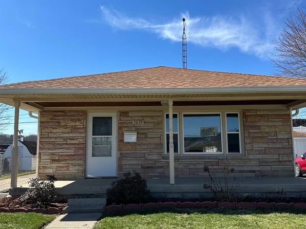 3039 Indiana Ave, Connersville, IN 47331