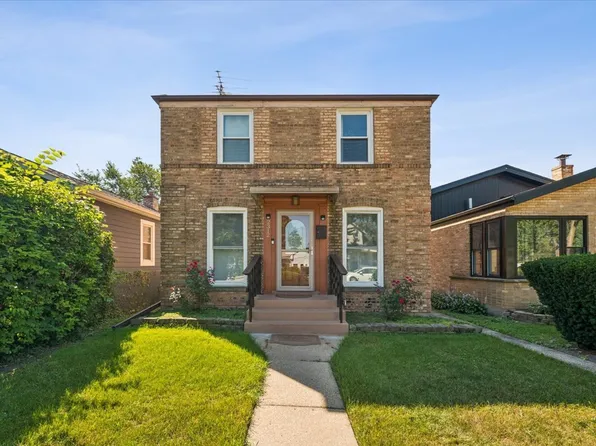 2312 Emerson St, Evanston, IL 60201