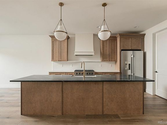 4th image of 4502 Stuart Street