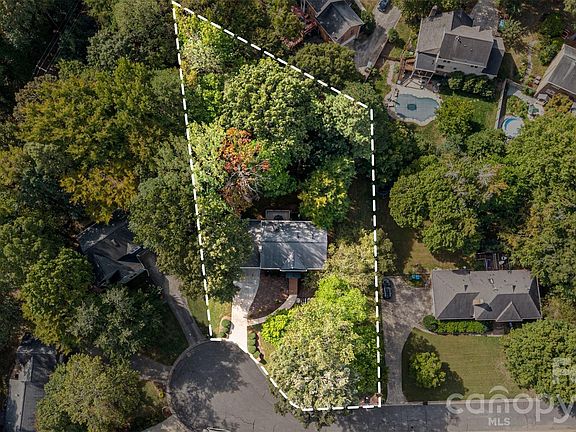 5th image of 2020 Fairchelsea Way Ln