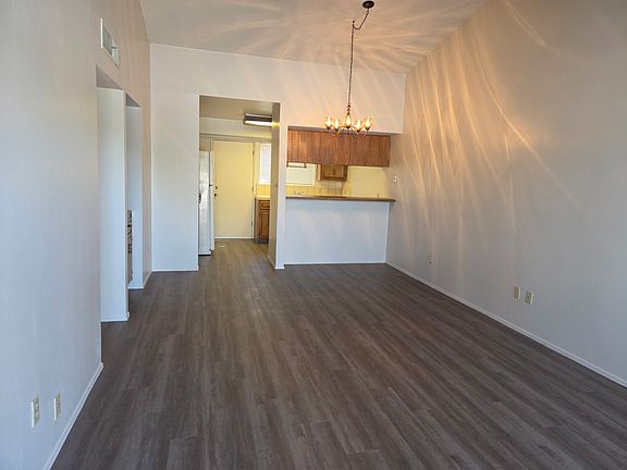 3rd image of 5901 Sundale Ave