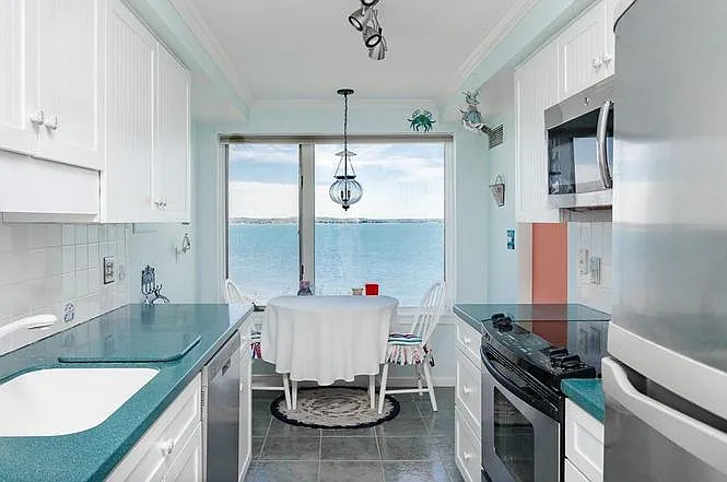 1 Commodore Ct — Photo 10