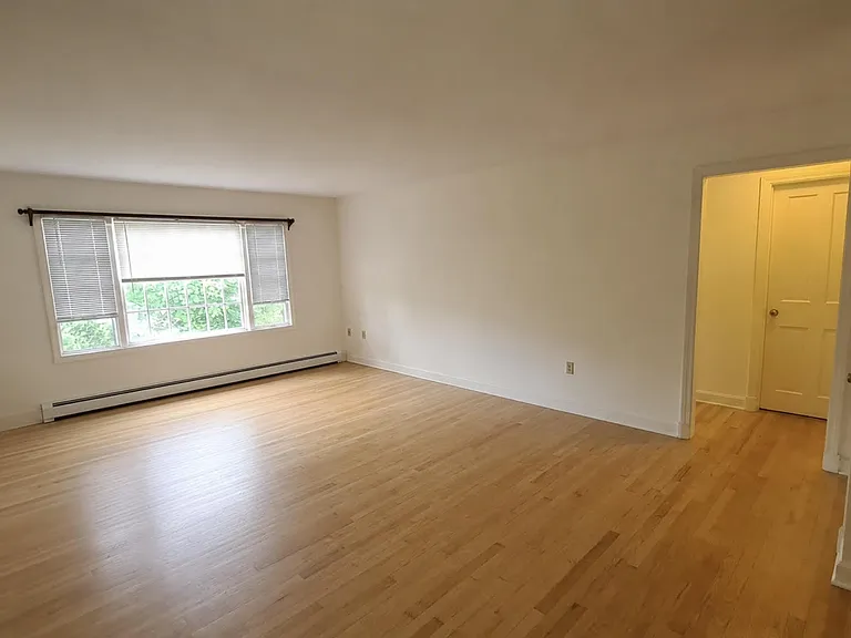 84 Benedict Ln #A — Photo 1