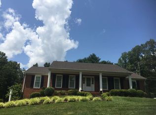 3400 Meadowfield Ln, Charlottesville, VA 22911