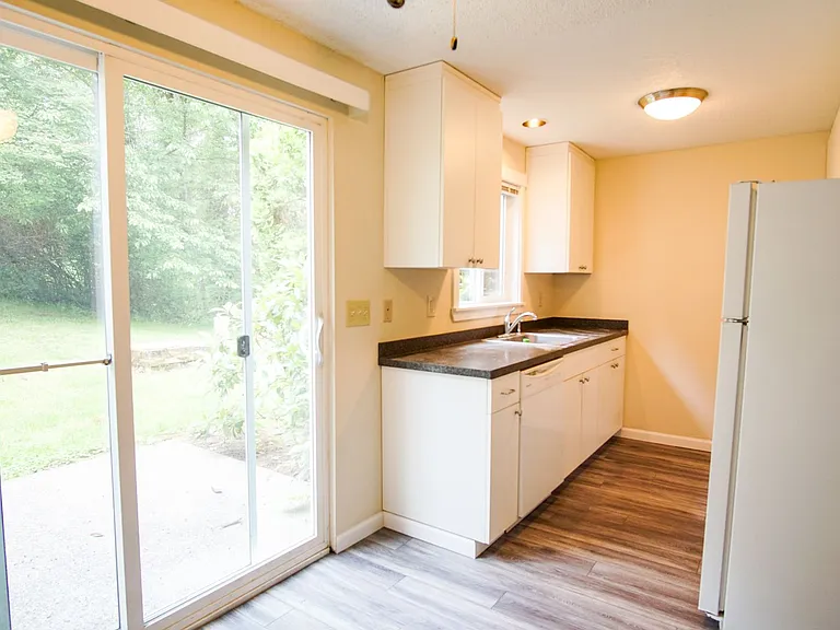 3595 Cedaroak Dr #20 — Photo 7