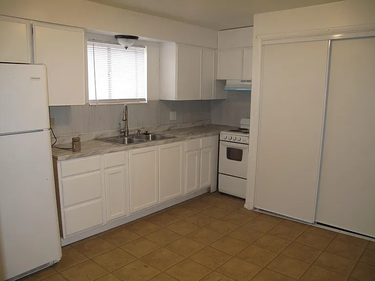 3819 S Lee Maur St #2 — Photo 8