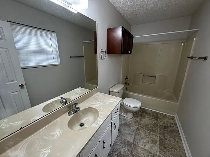 1775 Jeff Rd NW #B — Photo 9