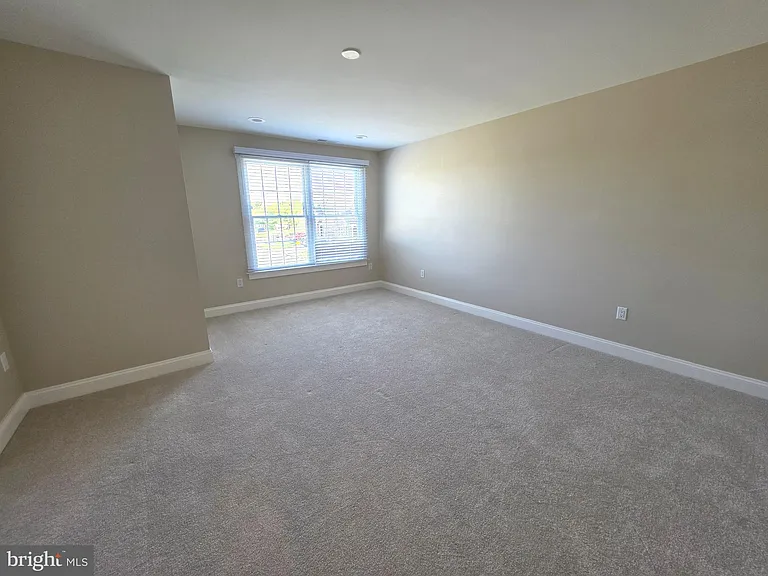 94 Wolf Creek Cir — Photo 35