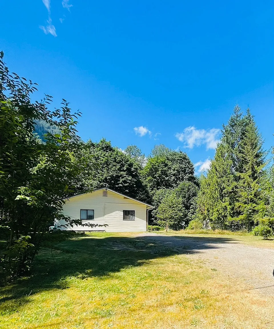 24908 Clear Creek Rd — Photo 1