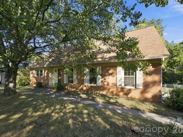 7416 Folger Dr, Charlotte, NC 28226