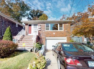 131 Hillcrest St, Staten Island, NY 10308