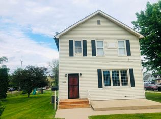 1100 N Hickory St, Joliet, IL 60435