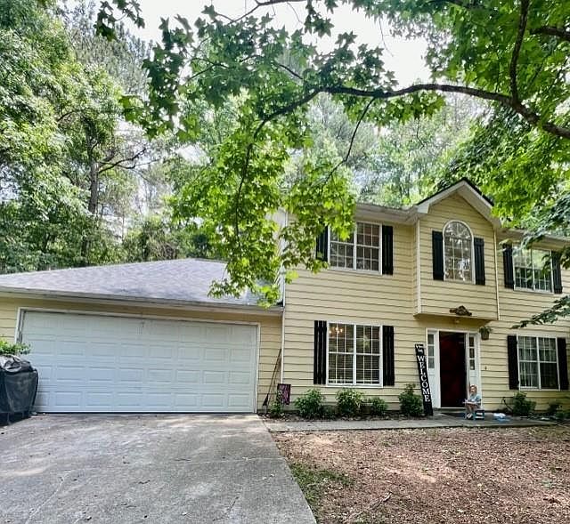 1st image of 4876 Oakwood Ct