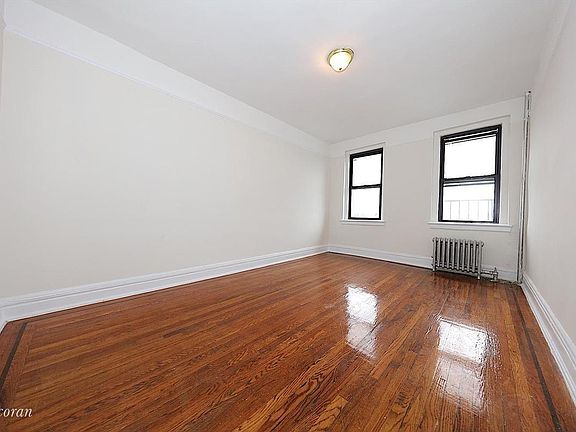 3rd image of 2590 35th St APT 5J