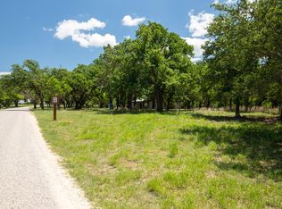 1 Baj Ln, Fredericksburg, TX 78624