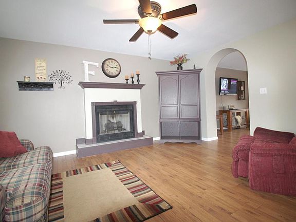 5th image of 1509 Independence Dr