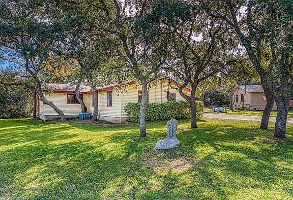 4th image of 810 Red Cloud Dr