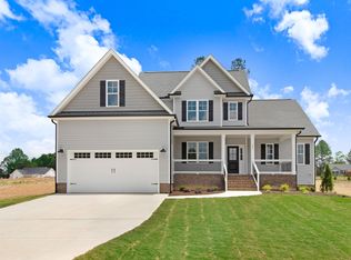 186 Gumtop Dr, Zebulon, NC 27597