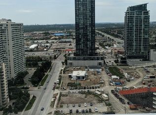 3883 Quartz Rd #2209, Mississauga, ON L5B 3V6