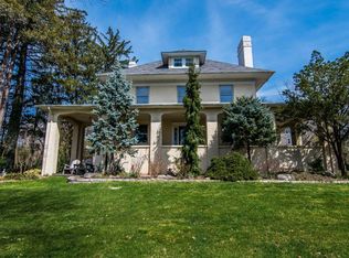 1 Hillcrest Dr, Piscataway, NJ 08854