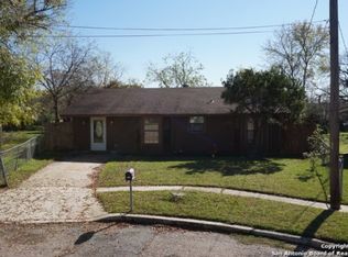 1007 Grand River St, San Antonio, TX 78221