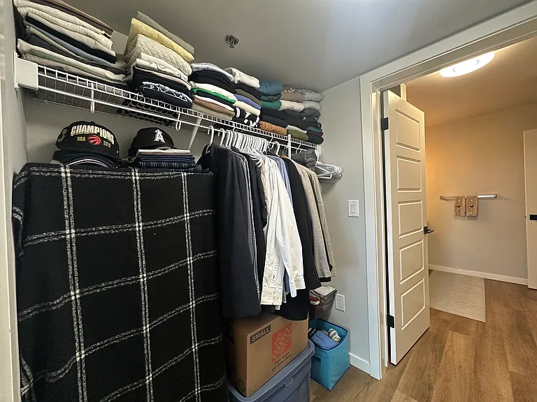 155 Peguis St #415 — Photo 13