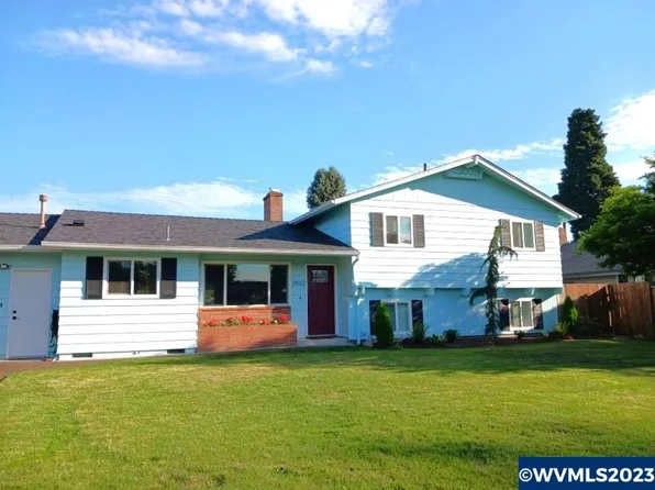 2932 N Shore Dr SE, Albany, OR 97322