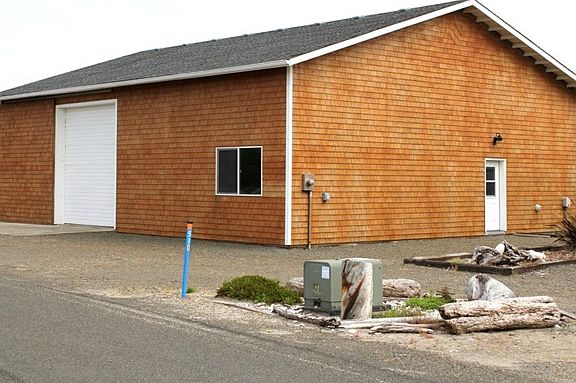 2nd image of 510 345th Pl