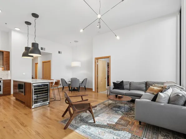 1240 S 2nd St #109, Minneapolis, MN 55415