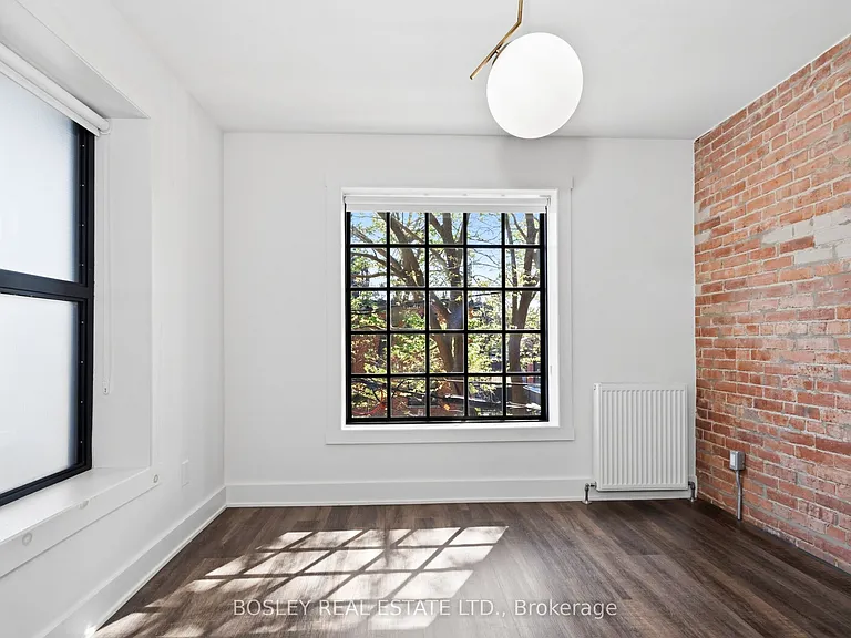 334 Gladstone Ave #2 — Photo 7