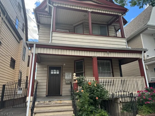 254 Parker St, Newark City, NJ 07104