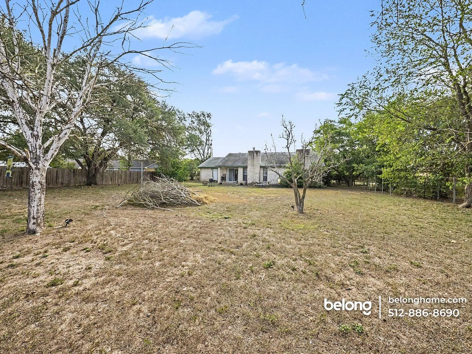 3 bed, 2.0 bath, 1266 sqft, $1,995 — Photo 2