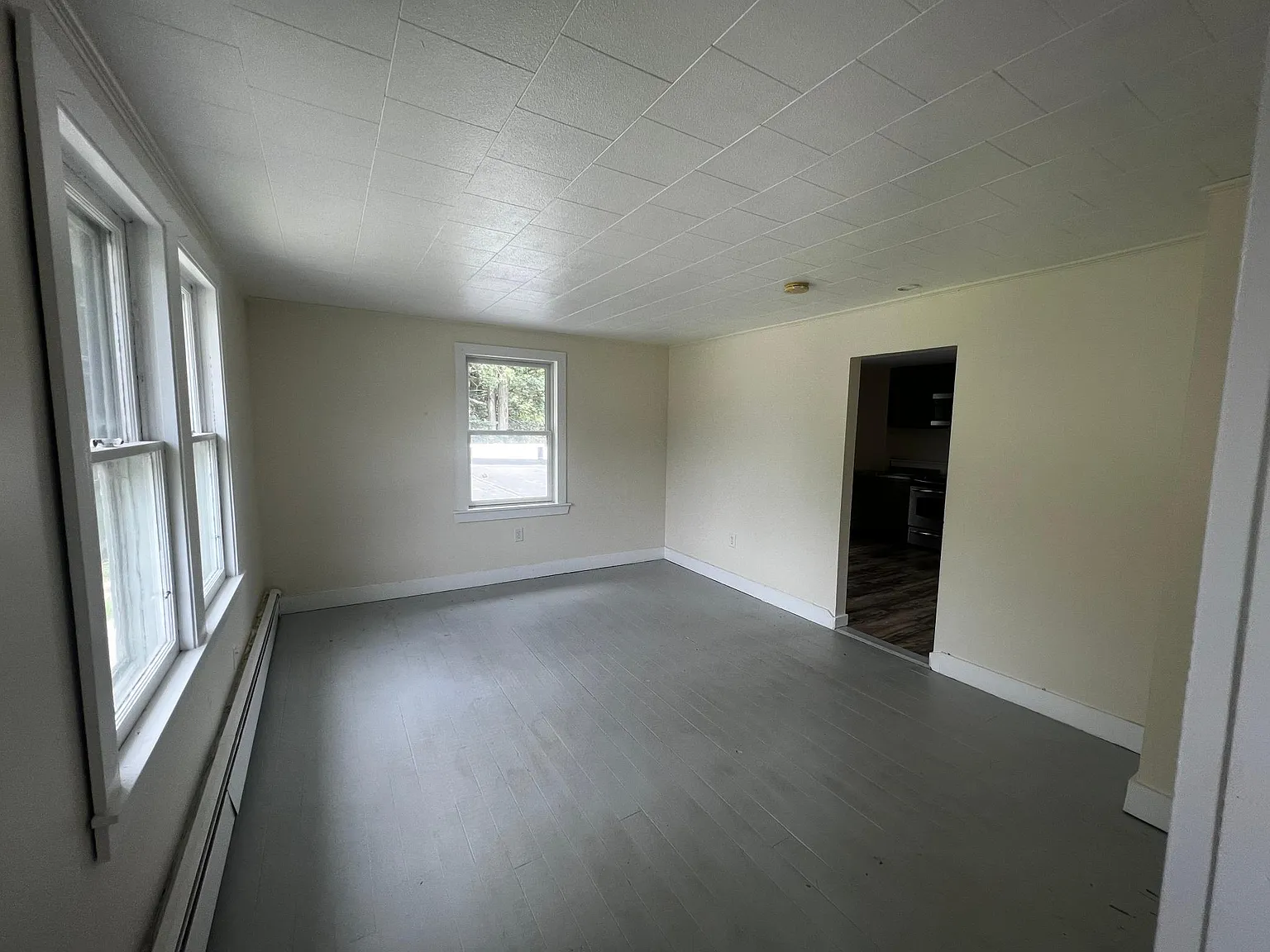 1434 N Main St — Photo 3