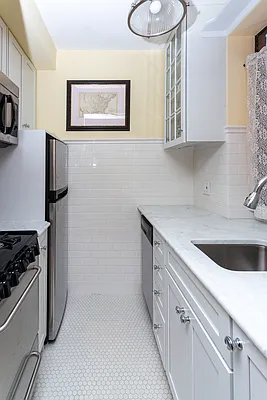 Rented by Keller Williams NYC | media 21