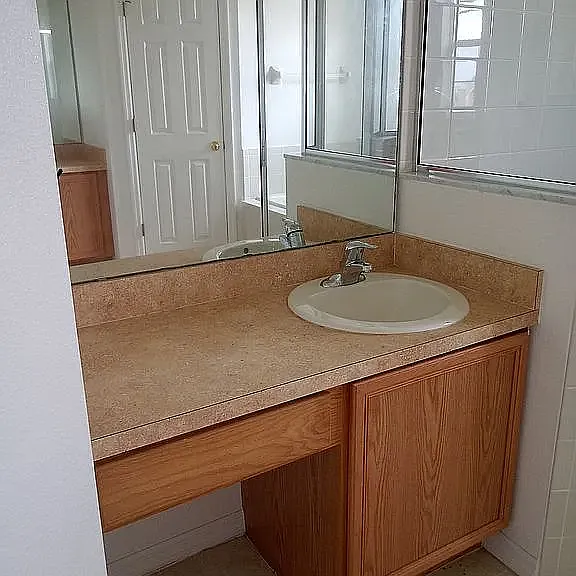 148 Columbia Dr — Photo 8