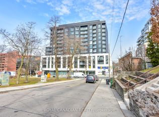 1660 Bloor St W #601, Toronto, ON M6P 1A9