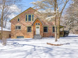 2756 Kimberley Rd, Ann Arbor, MI 48104