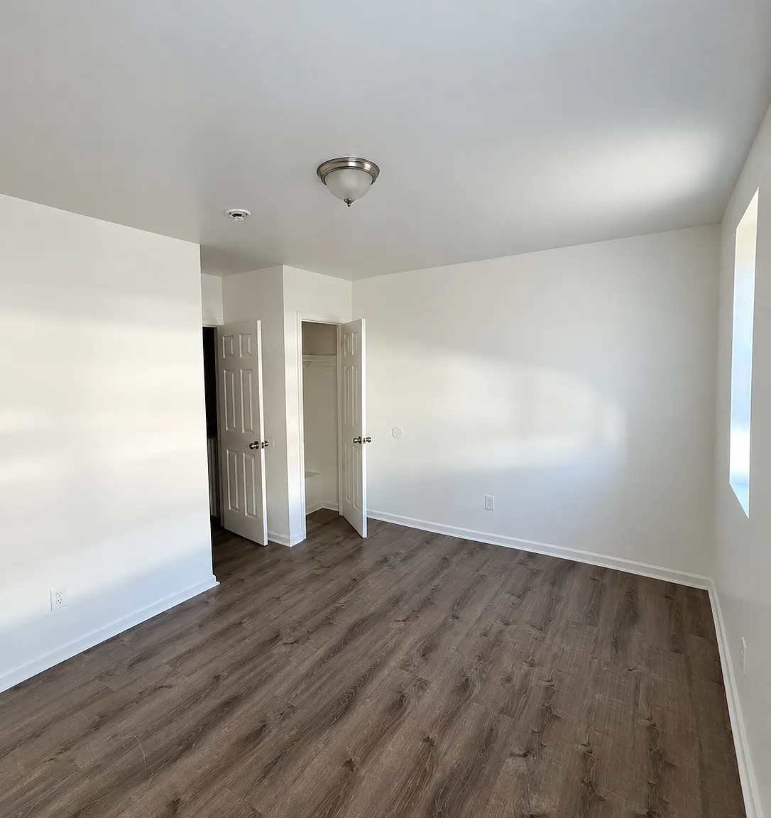 3 bed, 868 sqft, $1,500 — Photo 4