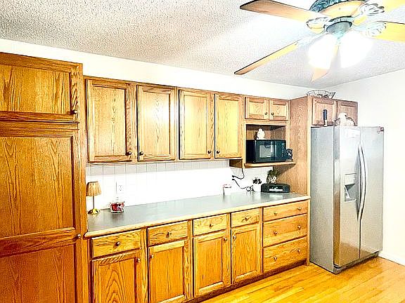 4th image of 630 Allen Rd