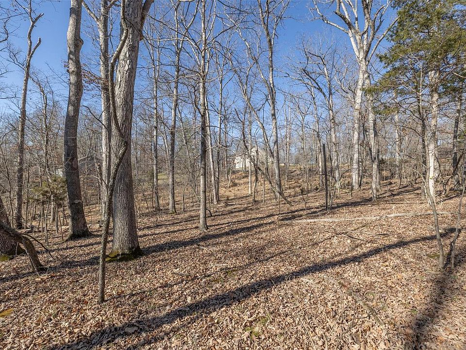 2nd image of 556 Aspen Ridge Dr