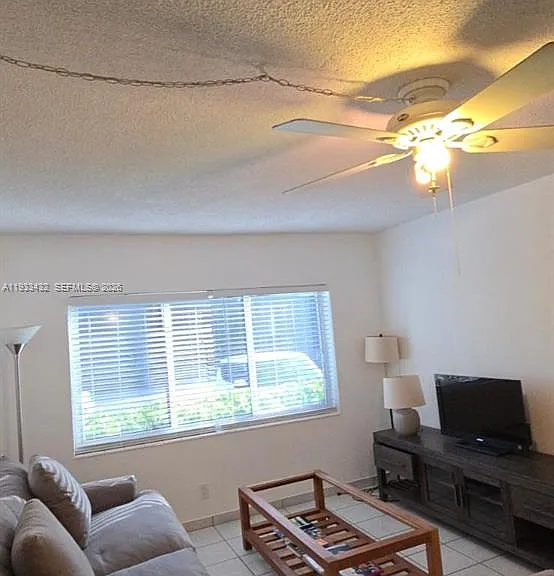 1001 SE 16th St #1 — Photo 5