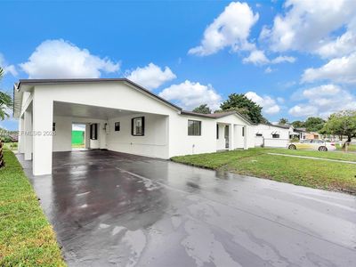 3510 NW 211th St, Miami Gardens, FL, 33056