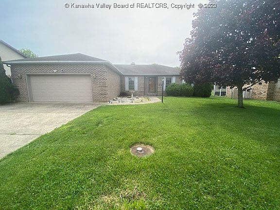 2nd image of 996 Moss Creek Dr