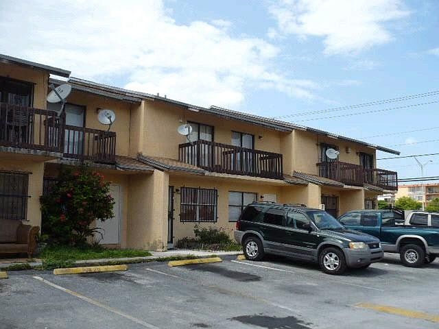 2nd image of 5428 W 20th Ln #13