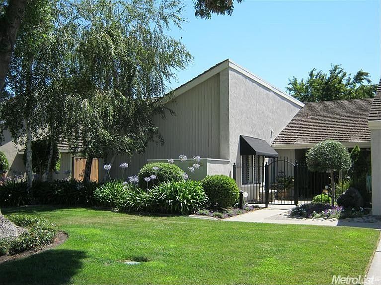 1st image of 3828 Fort Donelson Dr