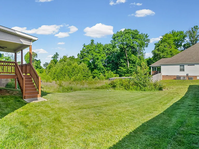 528 Macy Lynn Dr — Photo 35