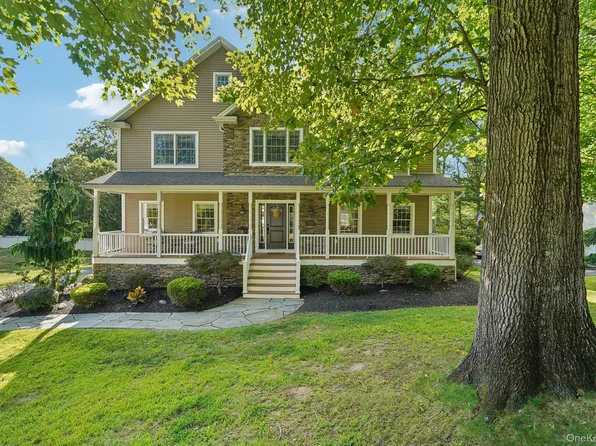 26 Summit Avenue, Tappan, NY 10983