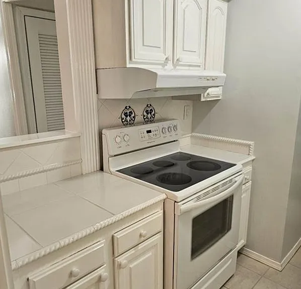 1251 Henckley Ave #101-1 — Photo 5