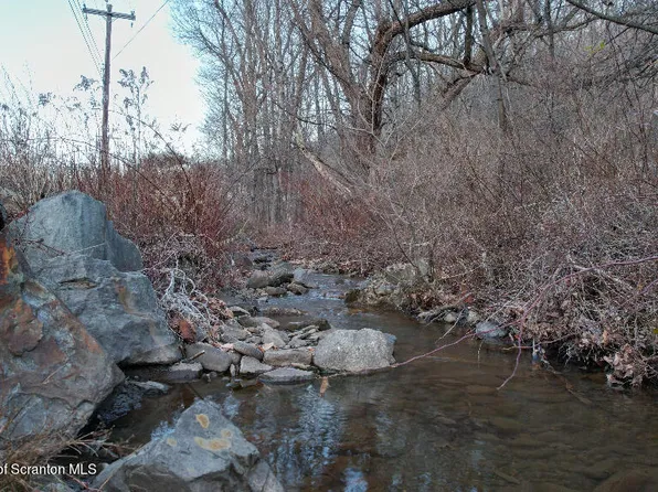 74 Owego St, Carbondale, PA 18407